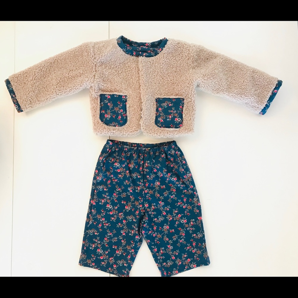 Cozy Reversible Fleece Set - Picture 2 of 12